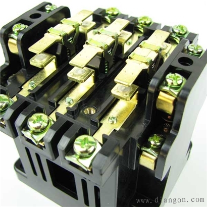 德力西交流接触器CDC10触头高清大图 德力西交流接触器CDC10触头高清大图
